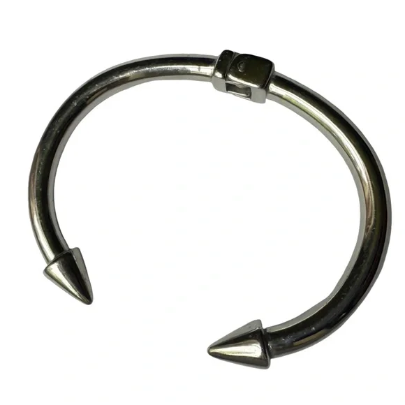 Kinsley Armelle - SPIKE COLLECTION - SILVER BRACELET - Picture 7 of 14